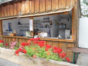 Gasthof Jägerwirt Neufahrn Biergarten Holzeder