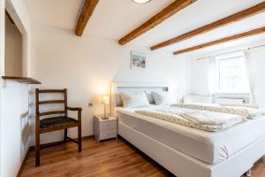 Gasthof Jägerwirt Neufahrn Dreibettzimmer